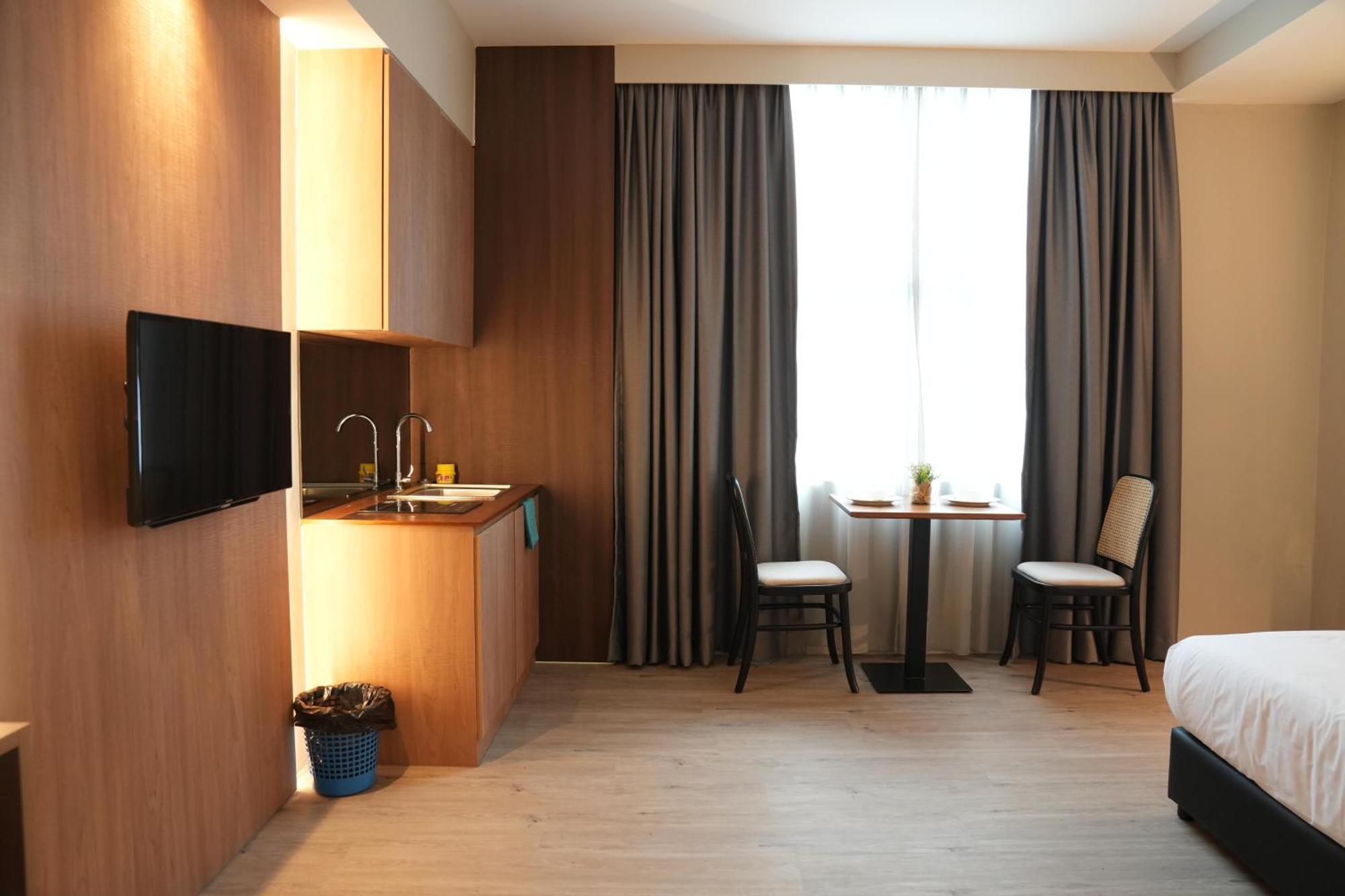 Roxy Hotel Aiman Kuching Exterior photo
